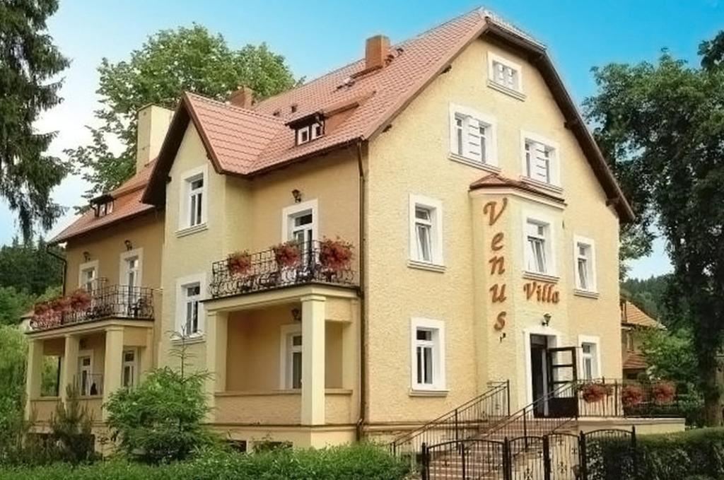 Villa Venus Kudowa-Zdrój Rom bilde
